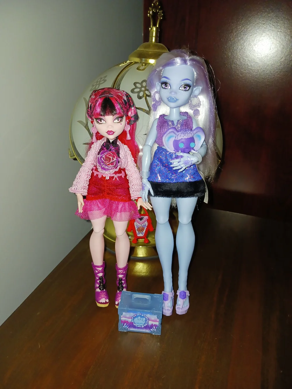Lot Of 2 Monster High Dolls Draculaura And Abbey Bominable